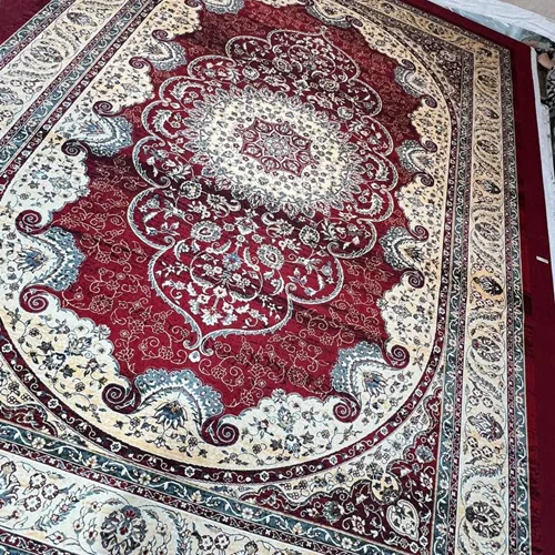 کاور فرش و روفرشی کشدار طرح فرش سنتی زیبا رنگ لاکی کد Rh2053 (با فیلم زنده)