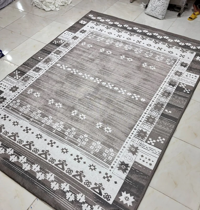 کاور فرش و روفرشی کشدار کیفیت درجه ۱ طرح سنتی مدرن فوق العاده زیبا کد RhsL122 با تنوع سایز / high quality cover carpet code l122