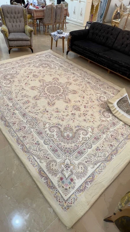 کاور فرش و روفرشی کشدار طرح فوق العاده جذاب با رنگ زیبای کرم کد Rh1690 (با فیلم زنده)